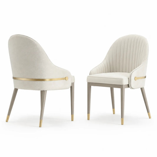 Chaise en bois et tissu avec pieds en métal plaqué or